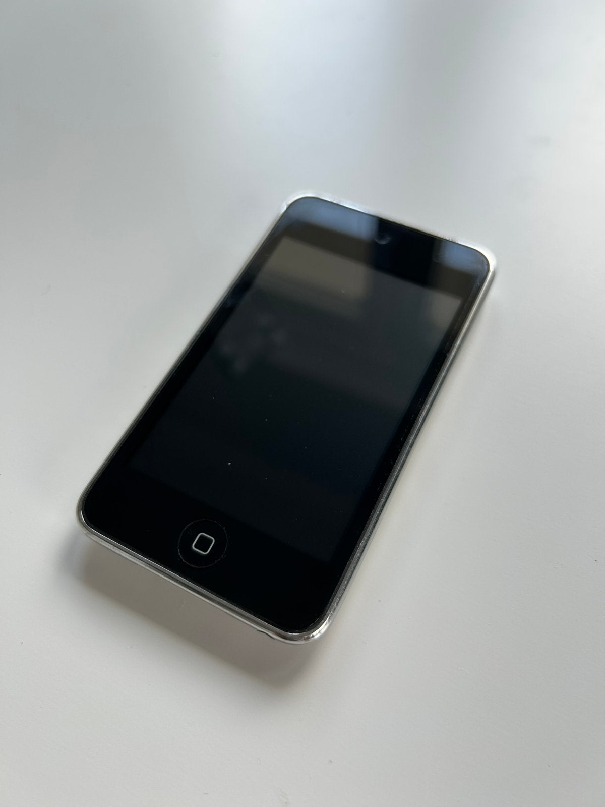 iPod touch 3e génération, TV, Hi-fi & Vidéo, Lecteurs Mp3 | Apple iPod, Enlèvement ou Envoi, Touch, Ne fonctionne pas, Argent