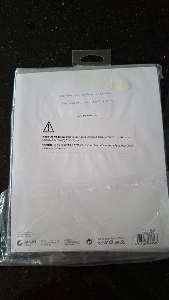 2 Hoeslakens (bed en wieg) (niet gebruikt), Ophalen of Verzenden, Nieuw, Aankleedkussen, Overige merken
