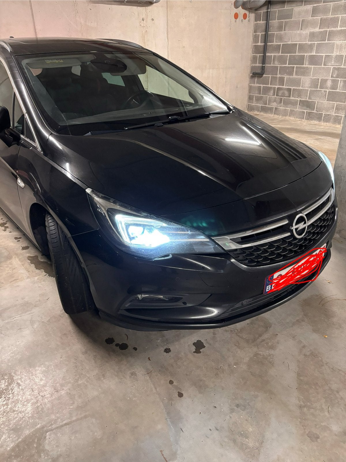 Opel astra tourer, Autos, Achat, Boîte manuelle, Noir, 5 portes