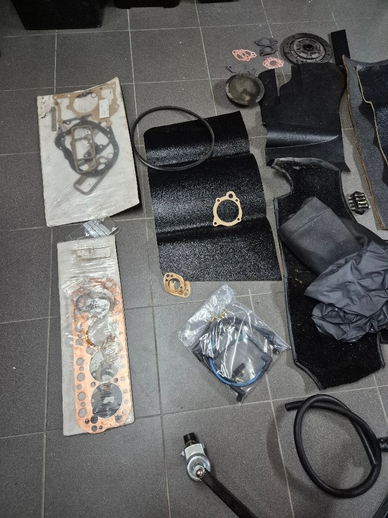 Oldtimer MGB onderdelen, Particulier, Te koop