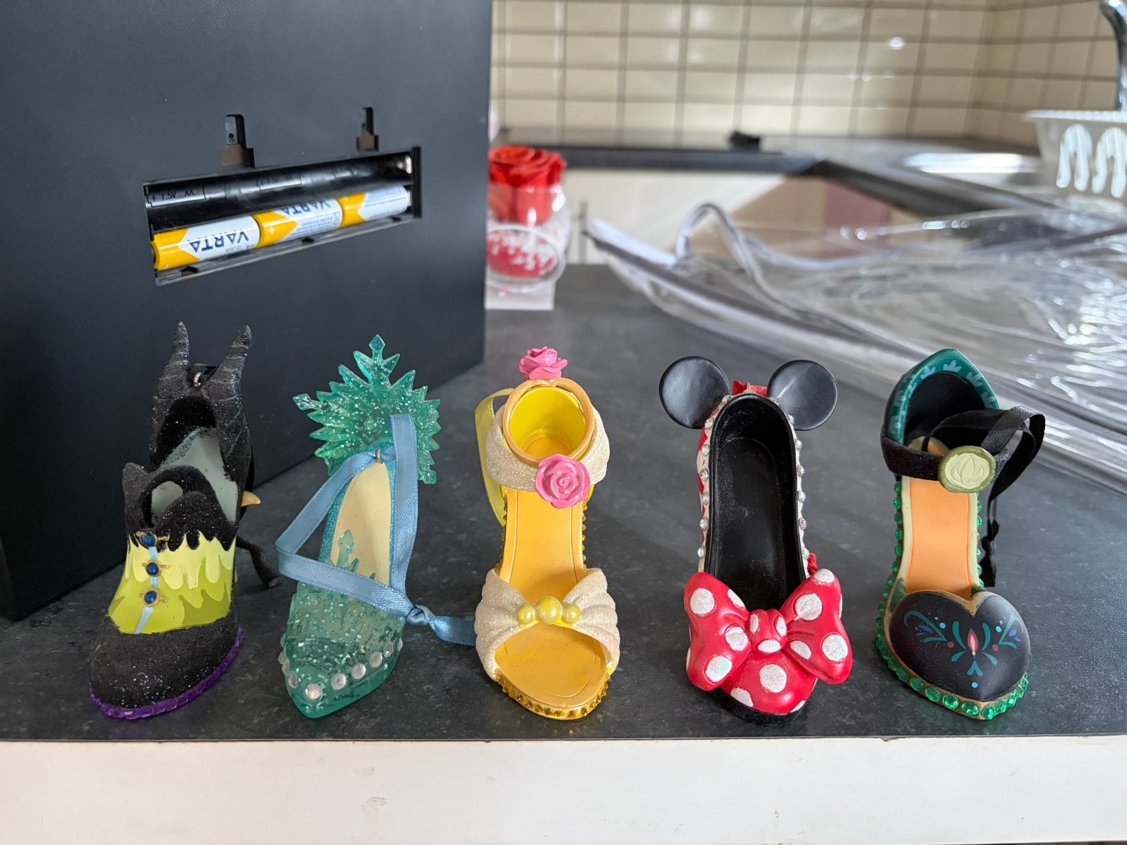 Chaussures disneys a vendre, Enlèvement, Comme neuf