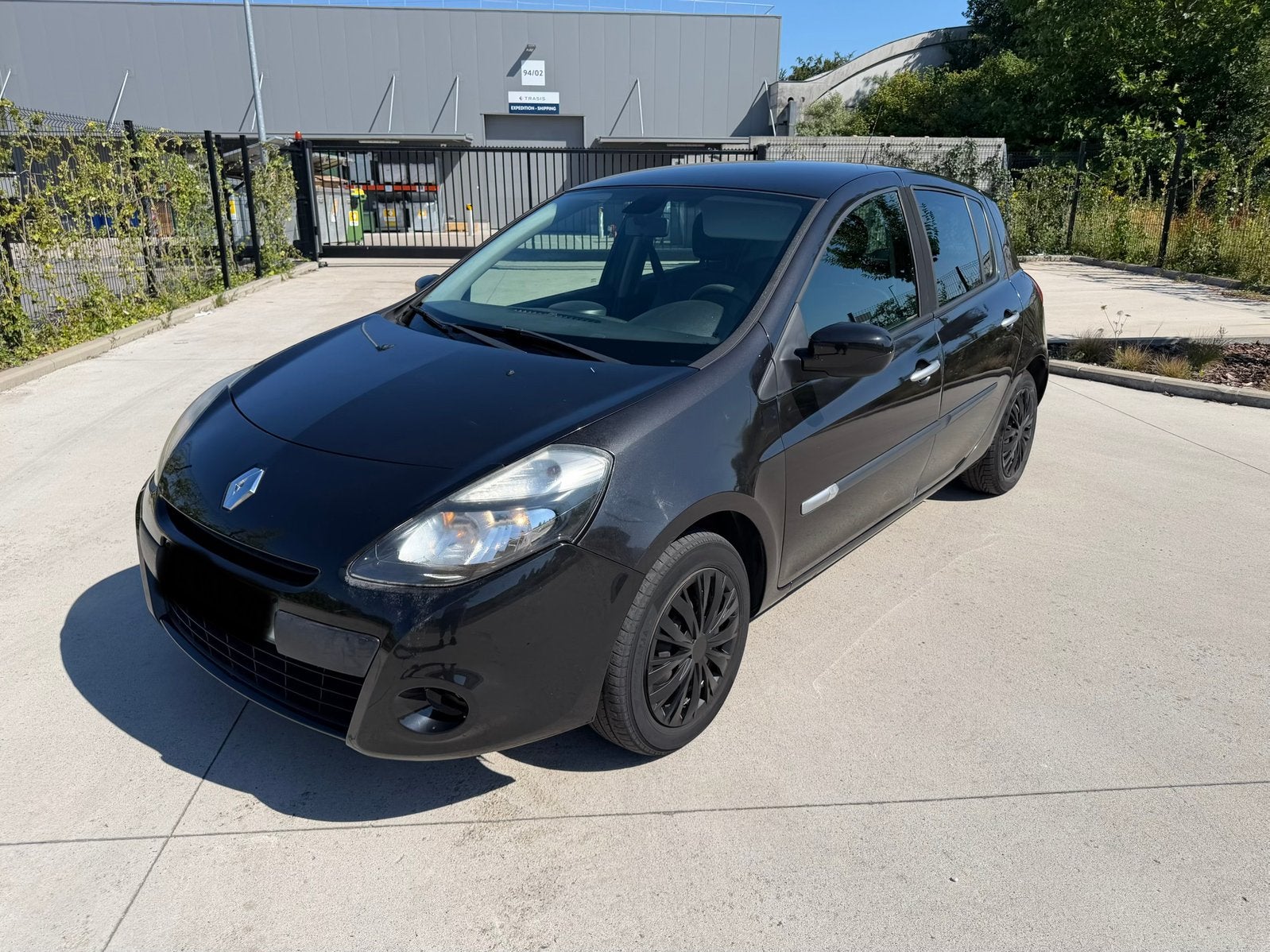 CLIO 3 1.5 DCI 1 ere main FAIBLE KMS, Auto's, Voorwielaandrijving, Euro 5, Stof, Zwart