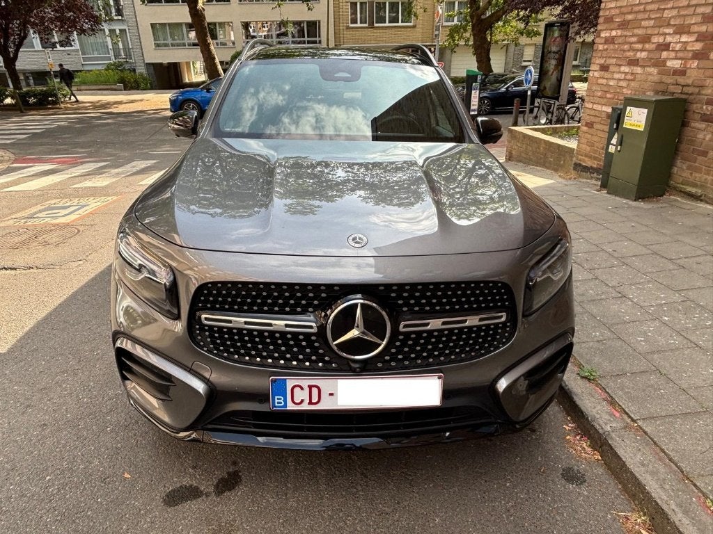 2024 Mercedes GLB 200 AMG  7 Zitplaatsen 9000 km Full Option, Achat, 1800 kg, Euro 6, 7 places
