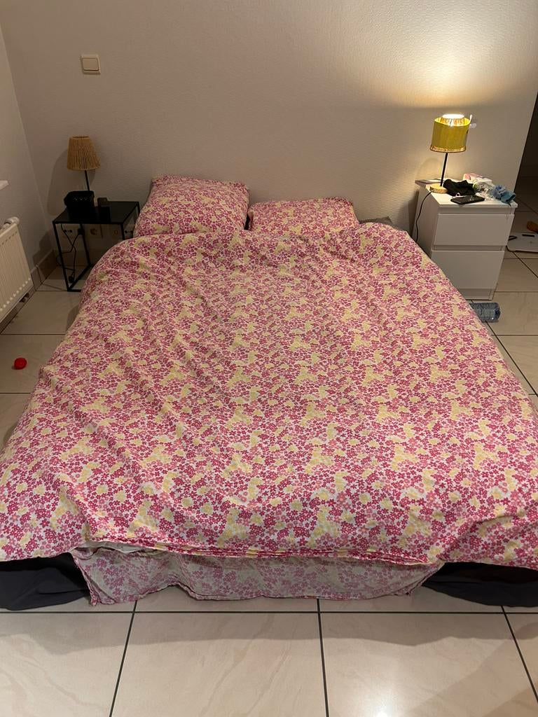 Lit ikea 160x200, Maison & Meubles, Enlèvement, Comme neuf, Deux personnes
