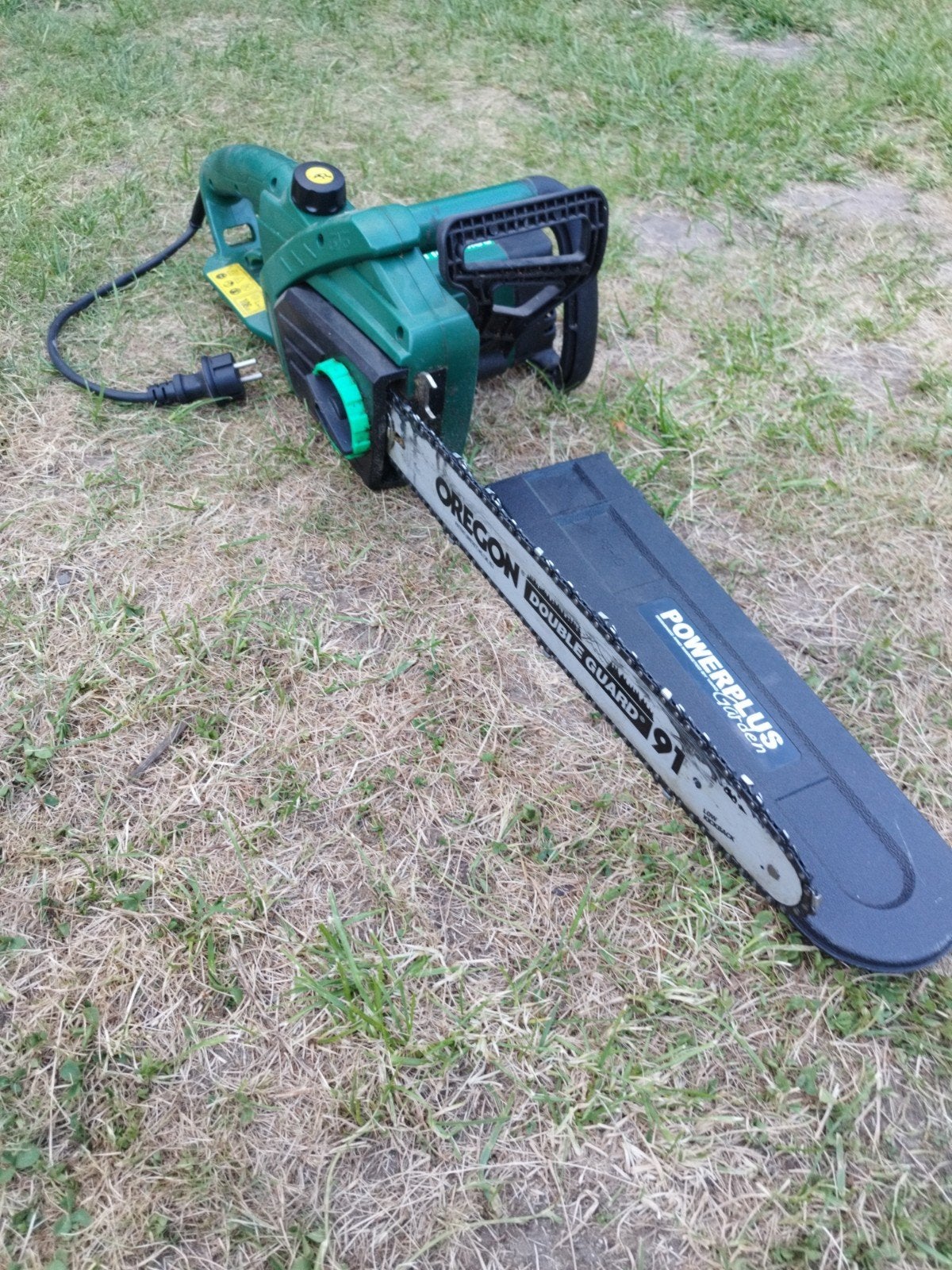 Powerplus kettingzaag 40cm, Ophalen