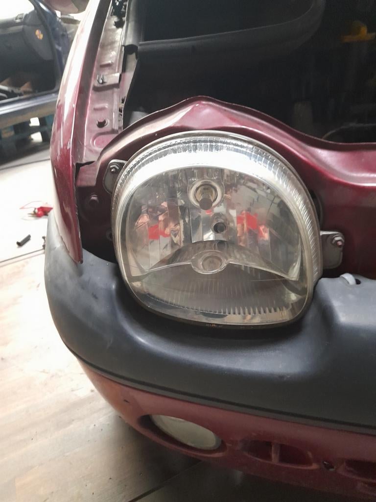 Phare avant DROIT RENAULT TWINGO 1 phase 2 // 5060 AUVELAIS, Autos : Pièces & Accessoires, Enlèvement ou Envoi, Utilisé, Renault
