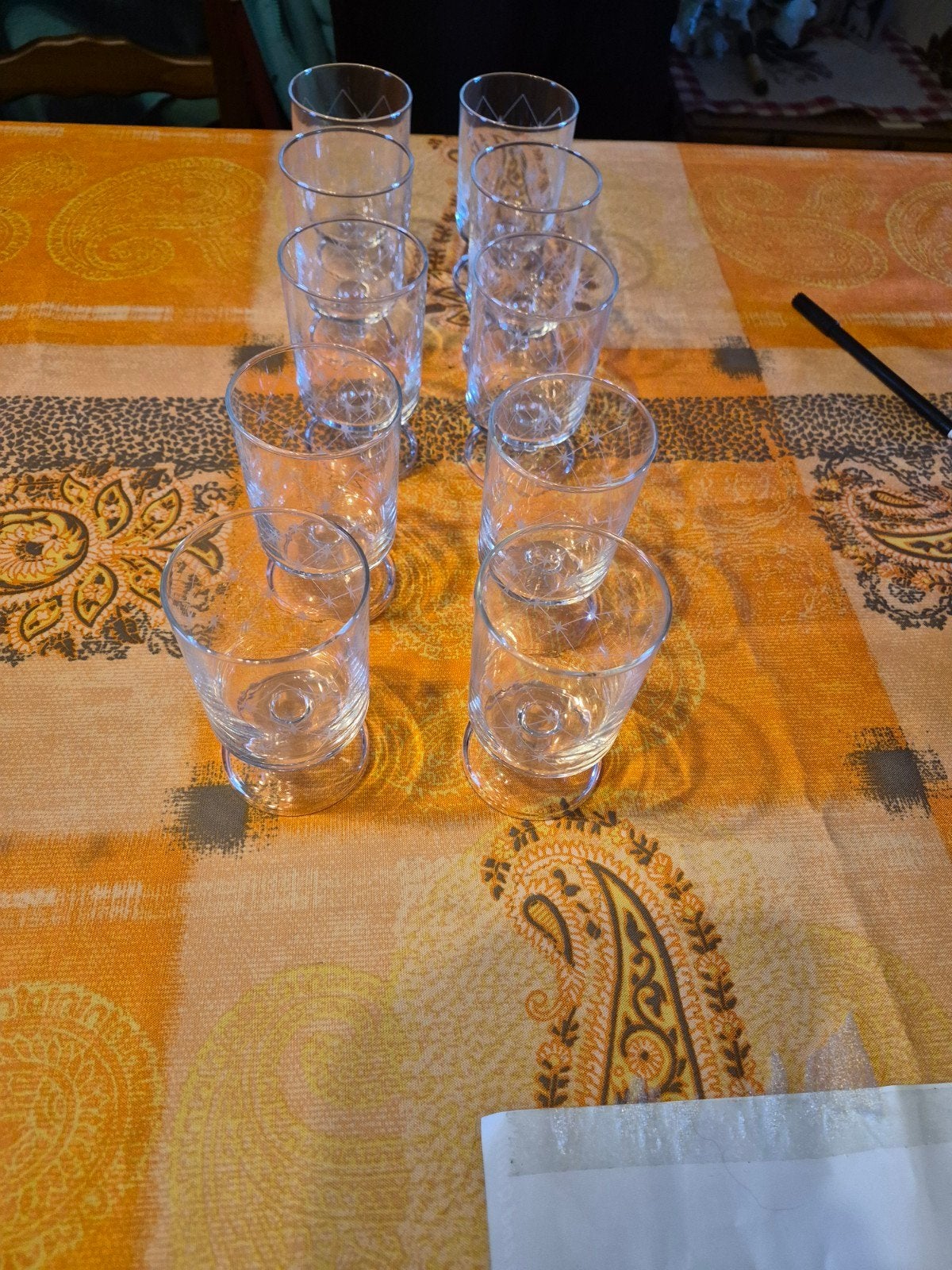 verre a vin 1 euros le verre y en a 10, Enlèvement