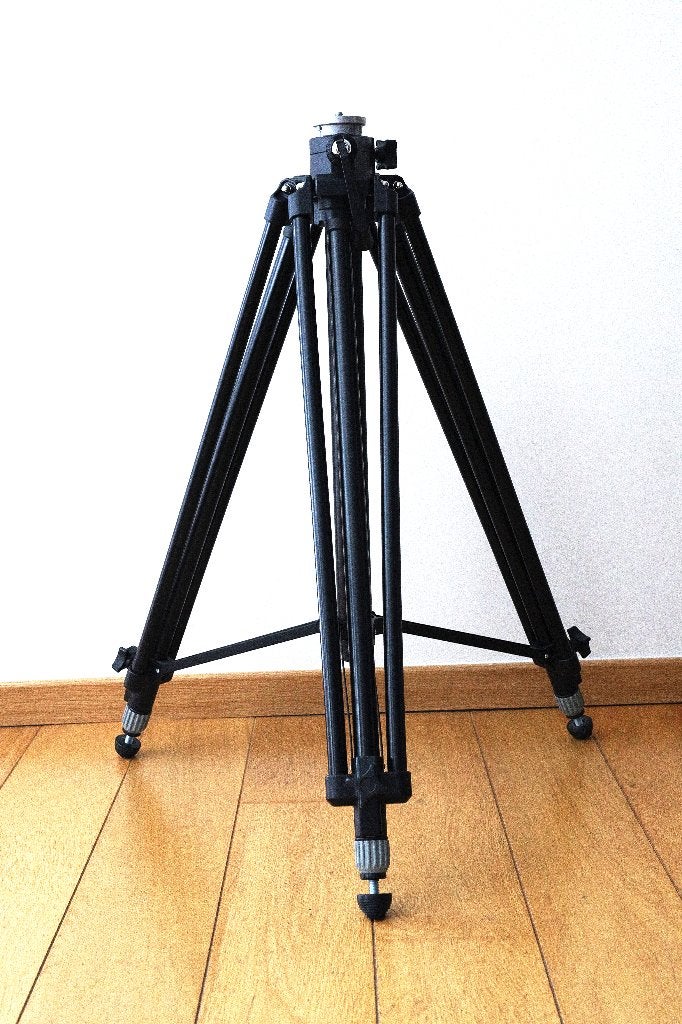 Manfrotto Tripod Triman 028B- Bijna nieuw, Audio, Tv en Foto, Fotografie | Statieven en Balhoofden, Zo goed als nieuw, Driepoot