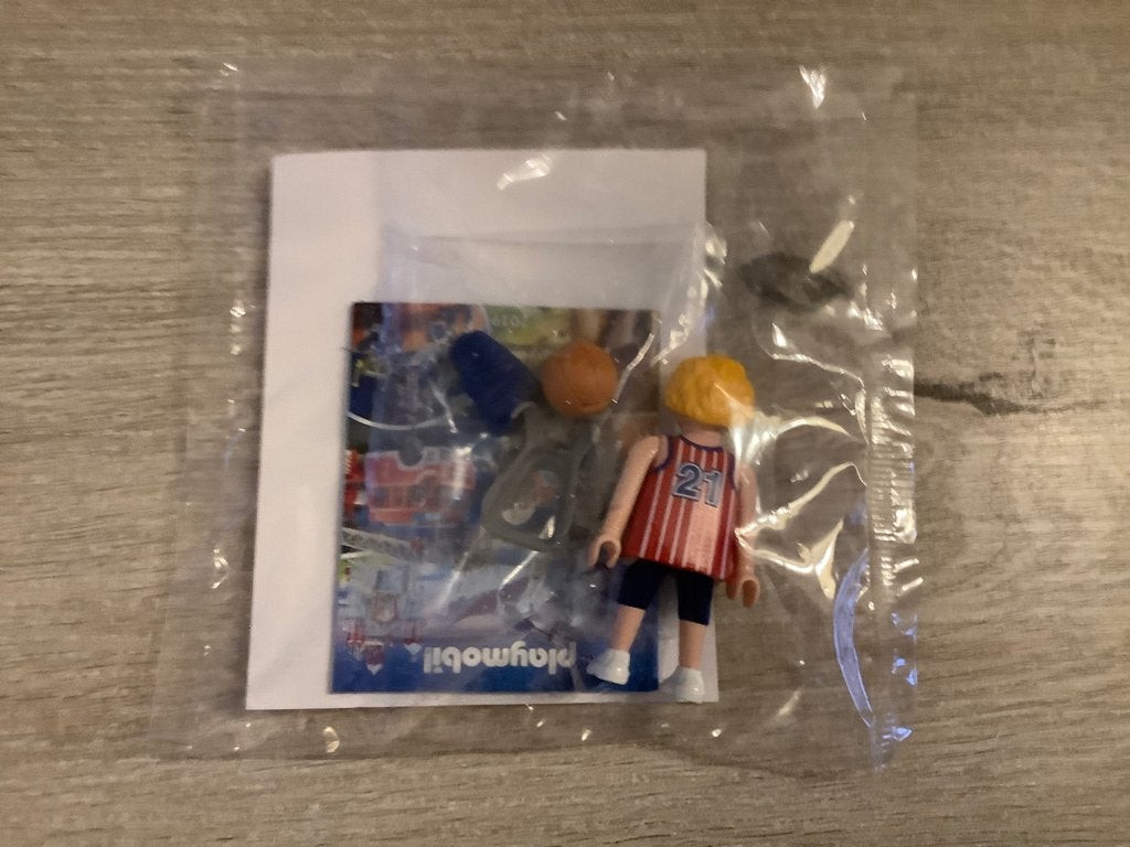 Personnage de basket-ball Playmobil (Nouveau), Neuf, Enlèvement ou Envoi, Autres séries, Kit complet