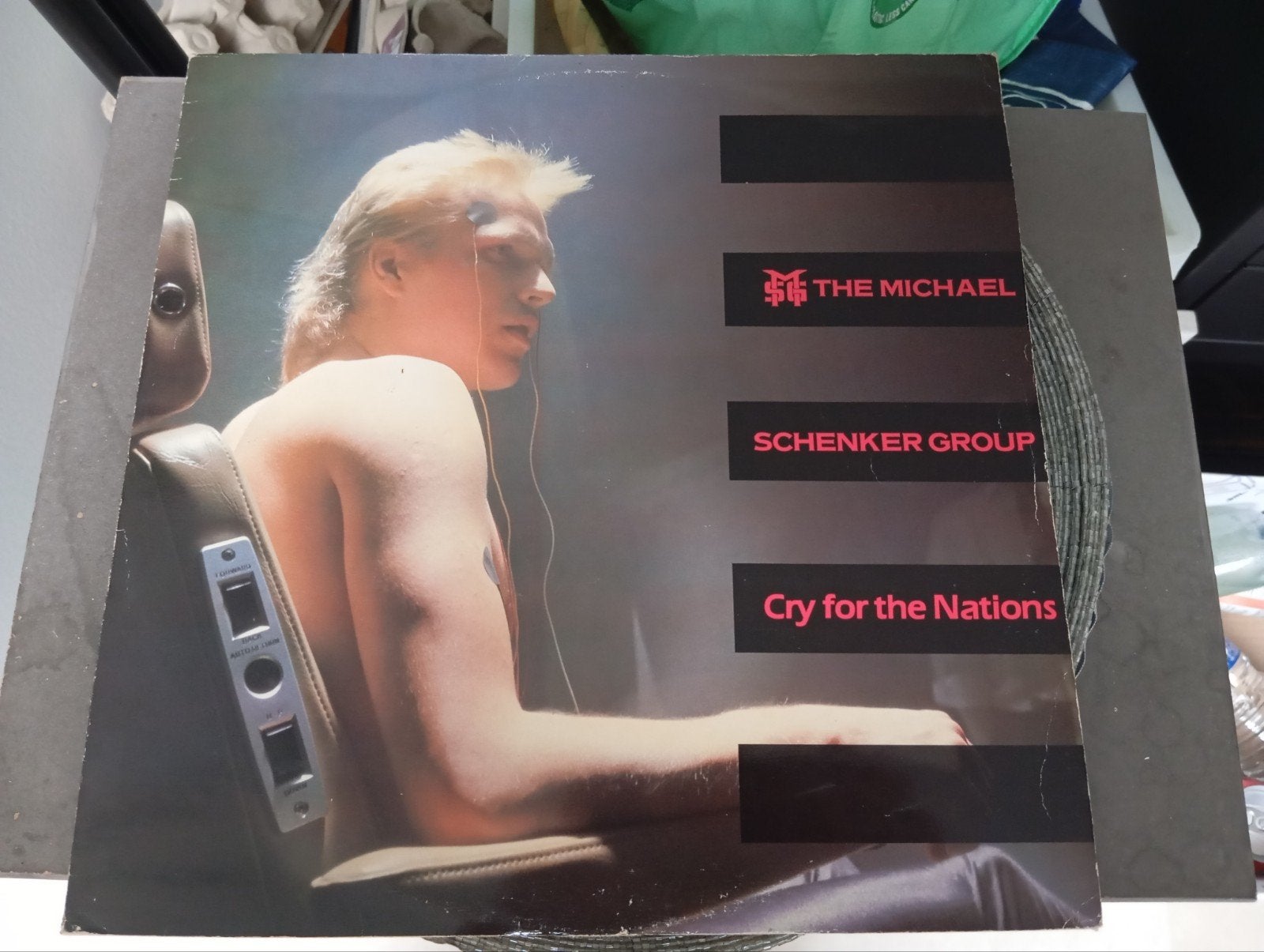 lp The Michael Schenker Group ; cry for the nations, Enlèvement ou Envoi, LP
