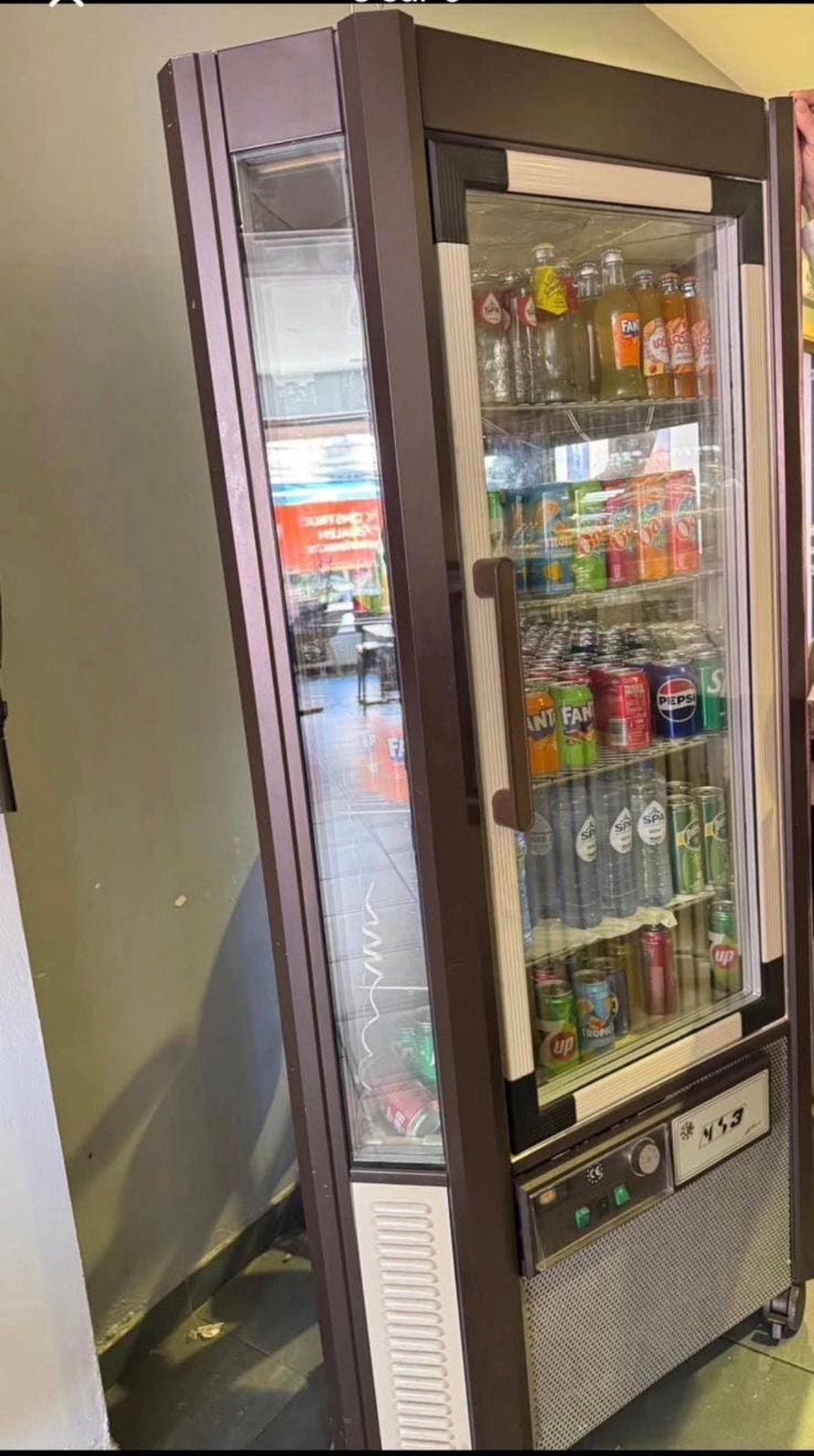 Frigo boisson coin, Enlèvement, Boissons