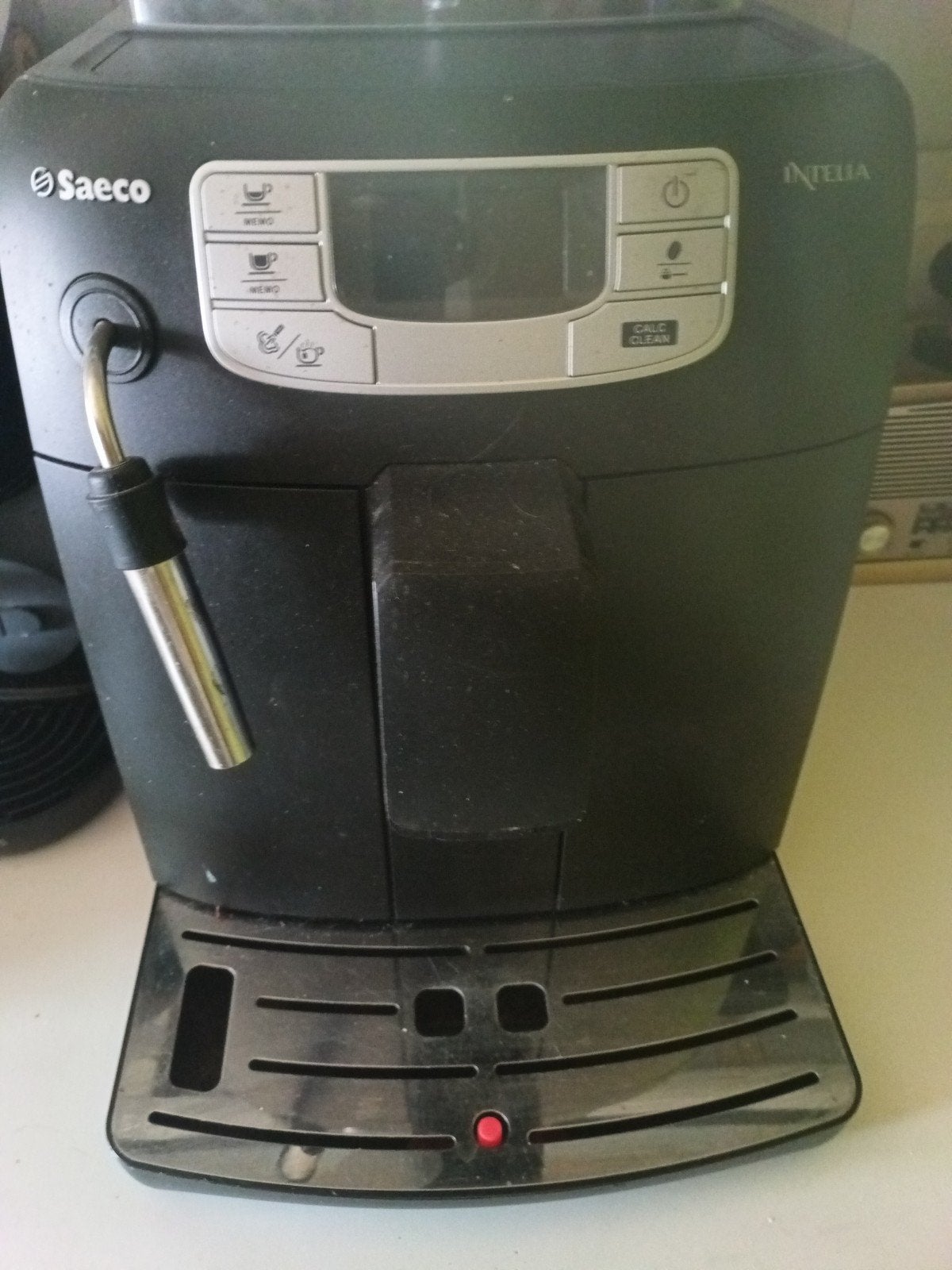 Saeco Intelia HD8751 Volautomatische Espressomachinealsnieuw, Elektronische apparatuur, Koffiezetapparaten, Ophalen of Verzenden
