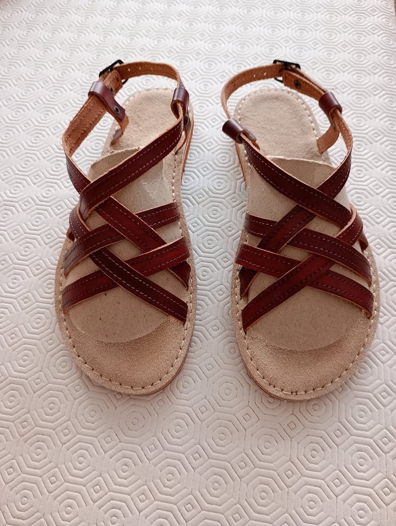 Sandales femme en cuir véritable, Neuf, Autre, Enlèvement ou Envoi, Brun