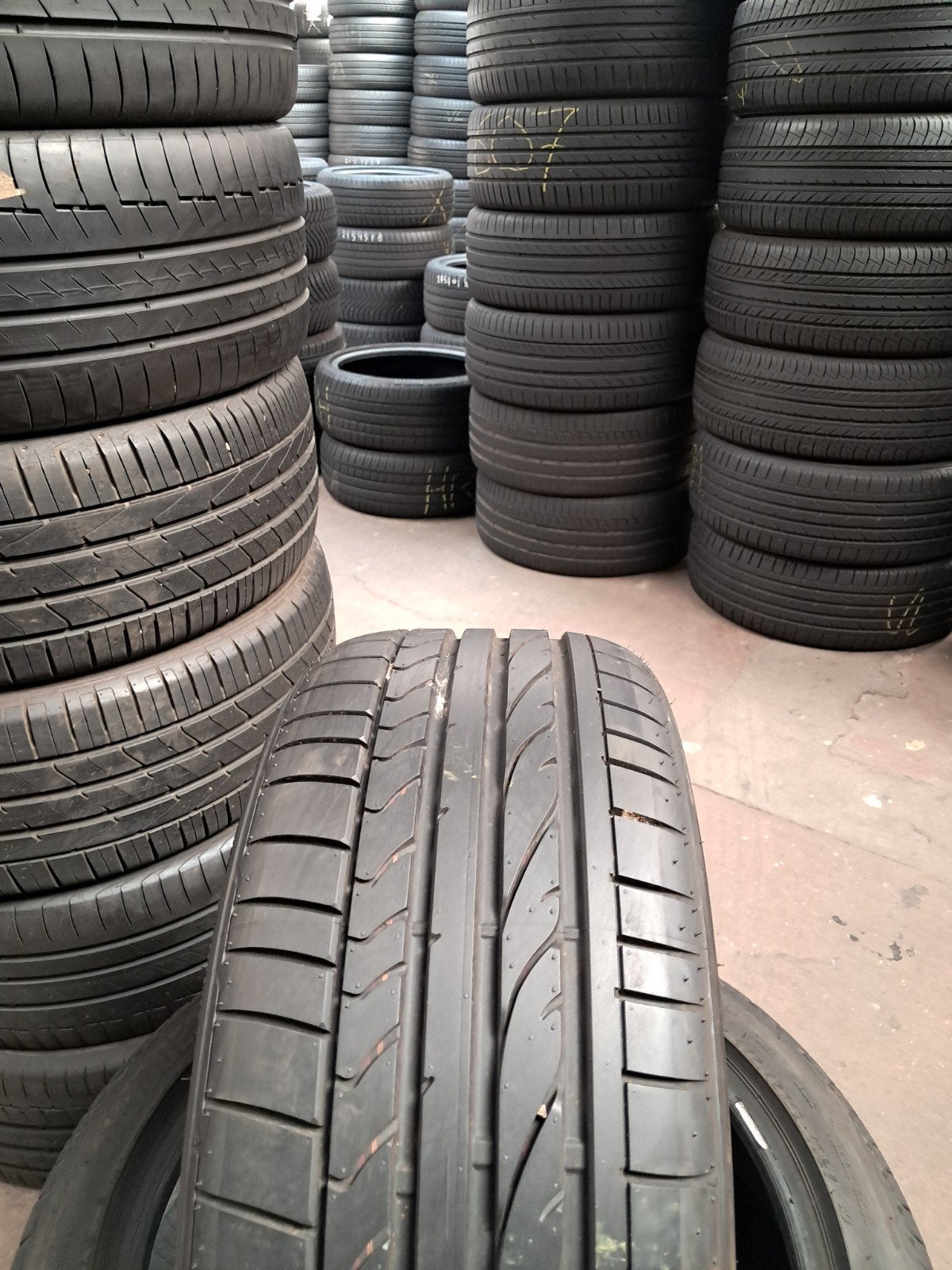 21540r17 215 40 r17 215/40/r17 BRIDGESTONE avec montage, Autos : Pièces & Accessoires, Enlèvement ou Envoi
