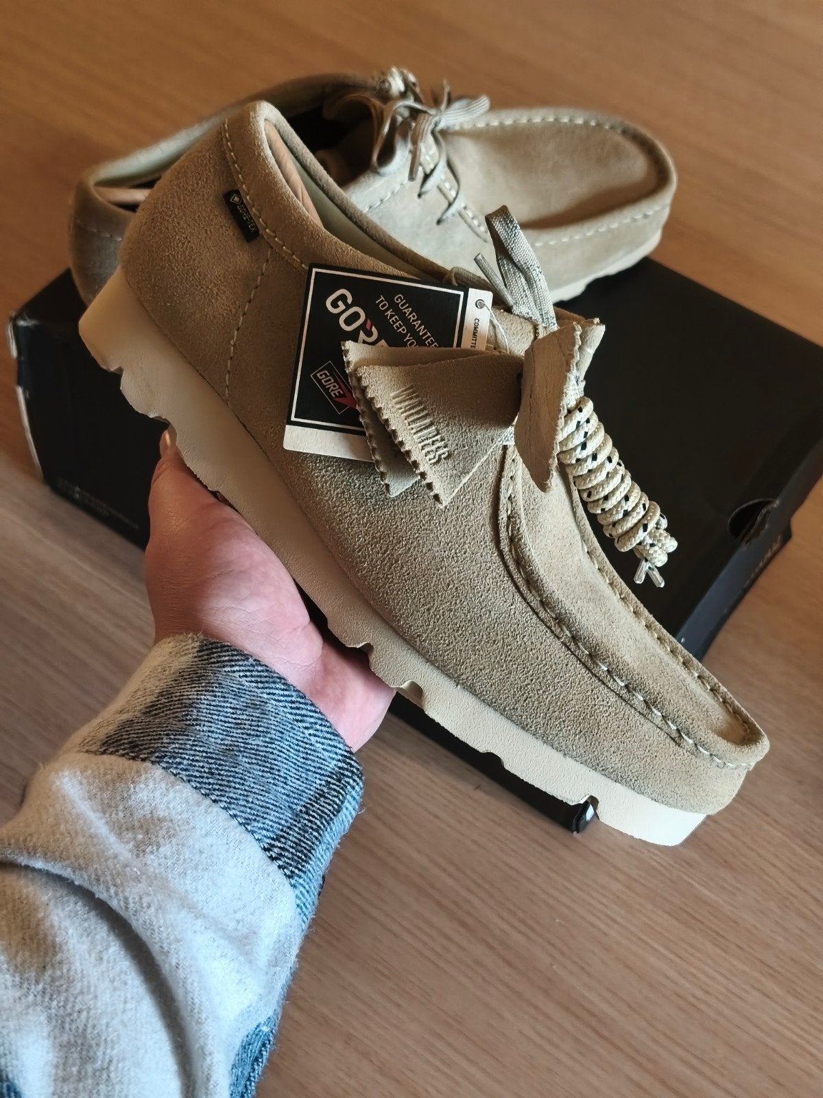 Clarks Wallabee GTX - maat 42, Kleding | Heren, Ophalen of Verzenden