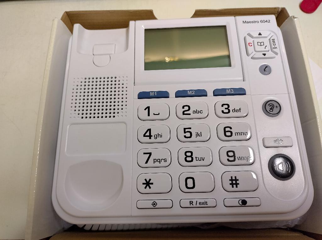 Nieuwe telefoon Maestro 6042, Télécoms, Téléphones fixes | Filaires, Enlèvement, Neuf