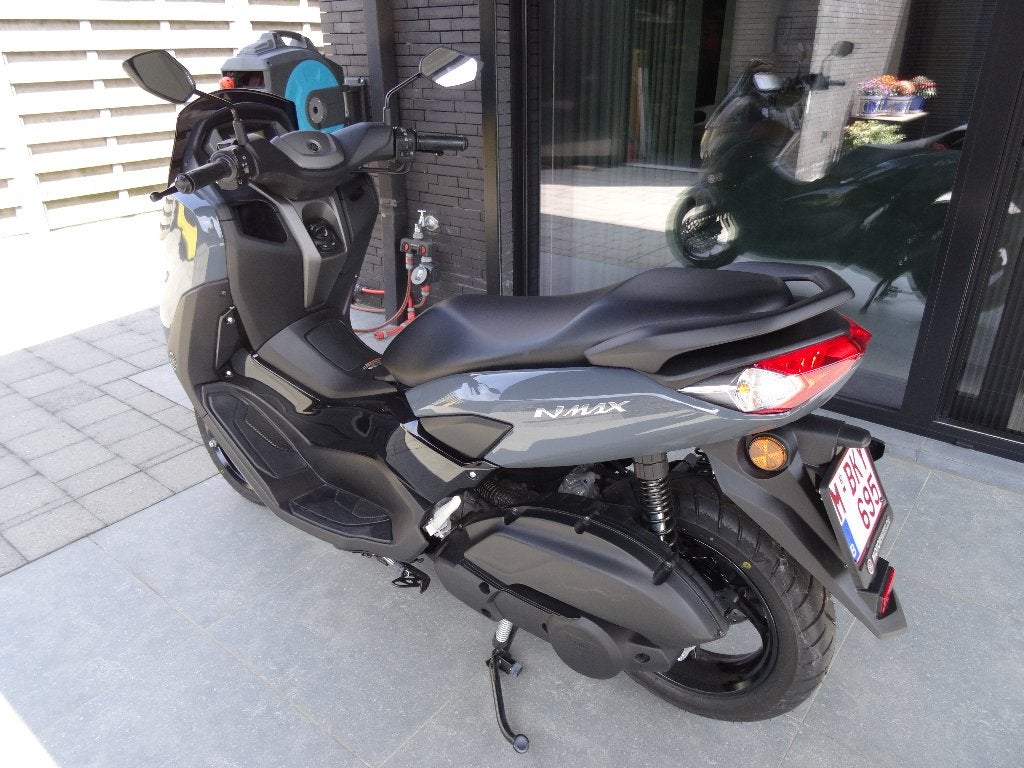 Yamaha NMAX 125 motor grey 3/2024, 121 km zo goed als nieuw, Motoren, Nieuw, Particulier, 125 cc, 11 kW of minder