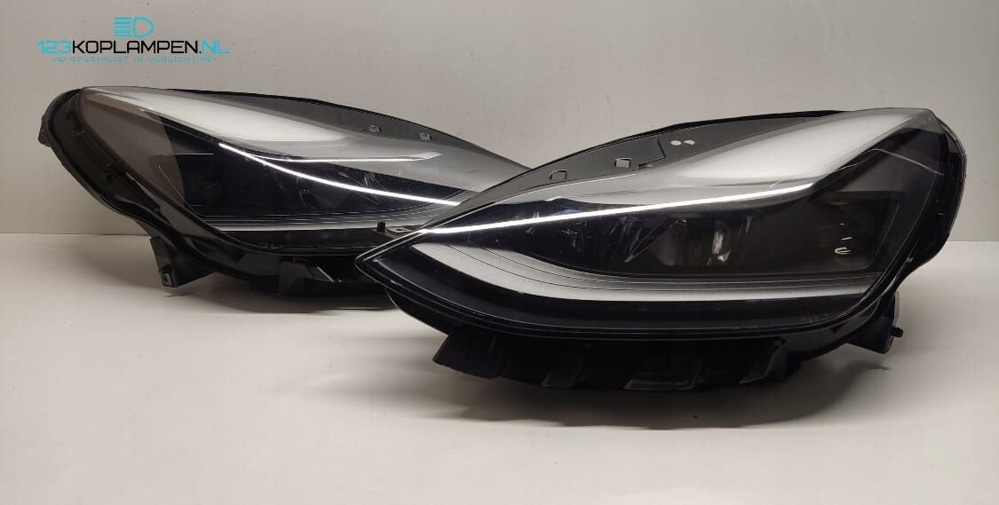 Tesla Model 3 Facelift Led koplamp links rechts, Gebruikt, -, Overige automerken, -