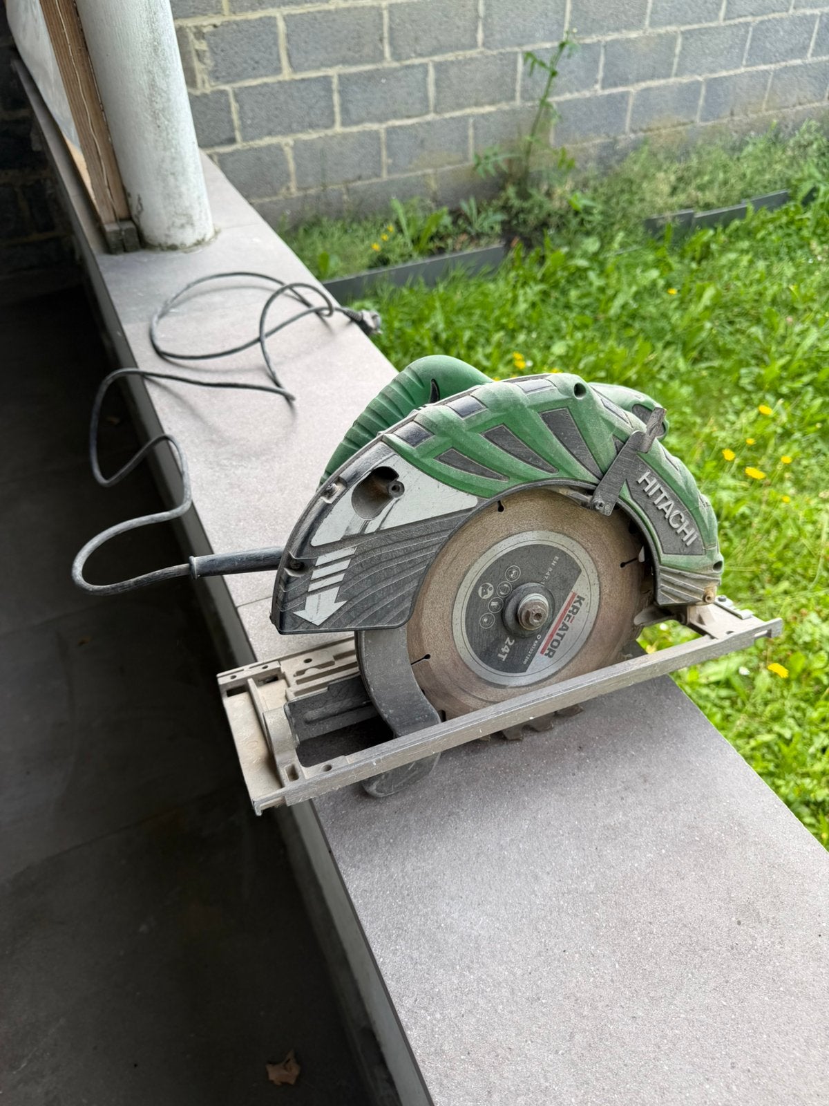 Hitachi cirkelzaag, Ophalen, Gebruikt