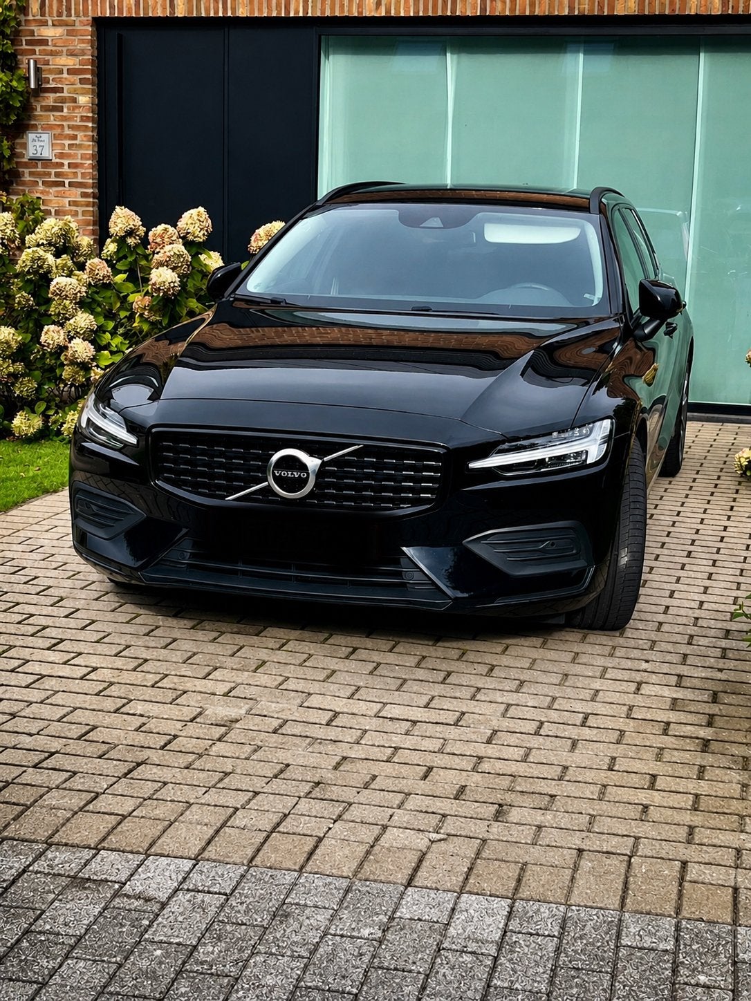 Hybride léger V60 B3, Autos, Volvo, Achat, 1800 kg, Euro 6, Noir