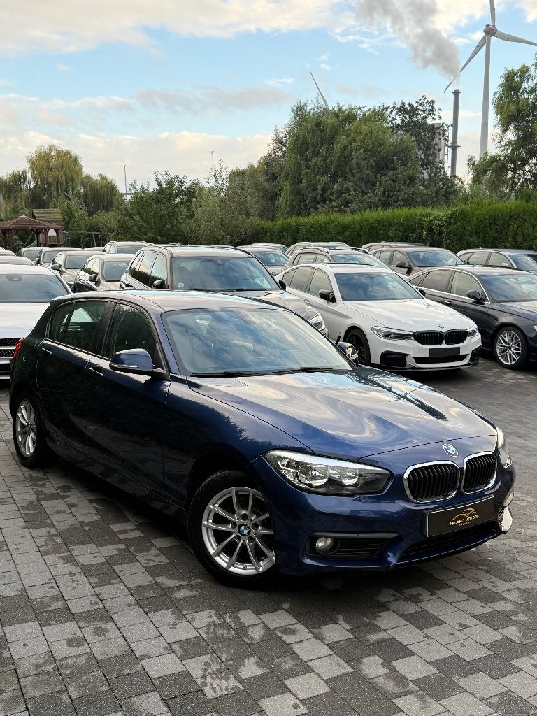 BMW 116I 2017 Perfecte staat, Auto's, Blauw, Lichtsensor, Bedrijf, 3 cilinders
