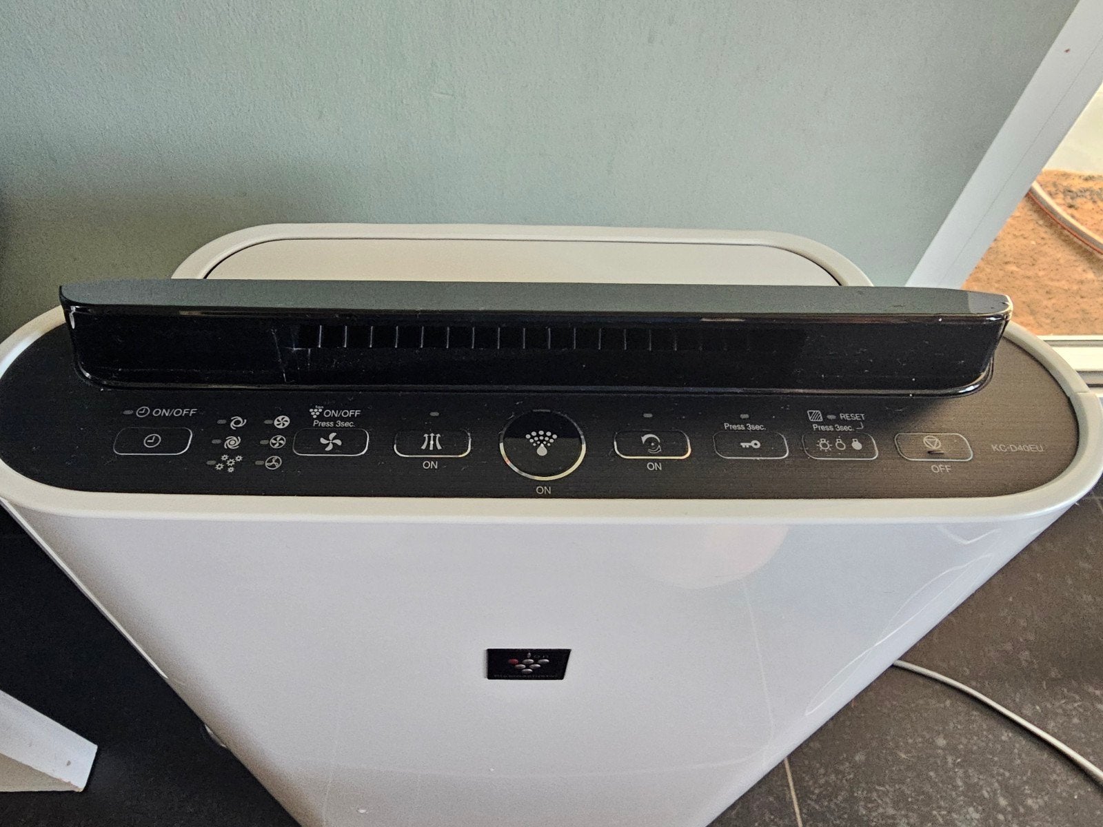 sharp D40EU luchtreiniger, Ophalen, Zo goed als nieuw