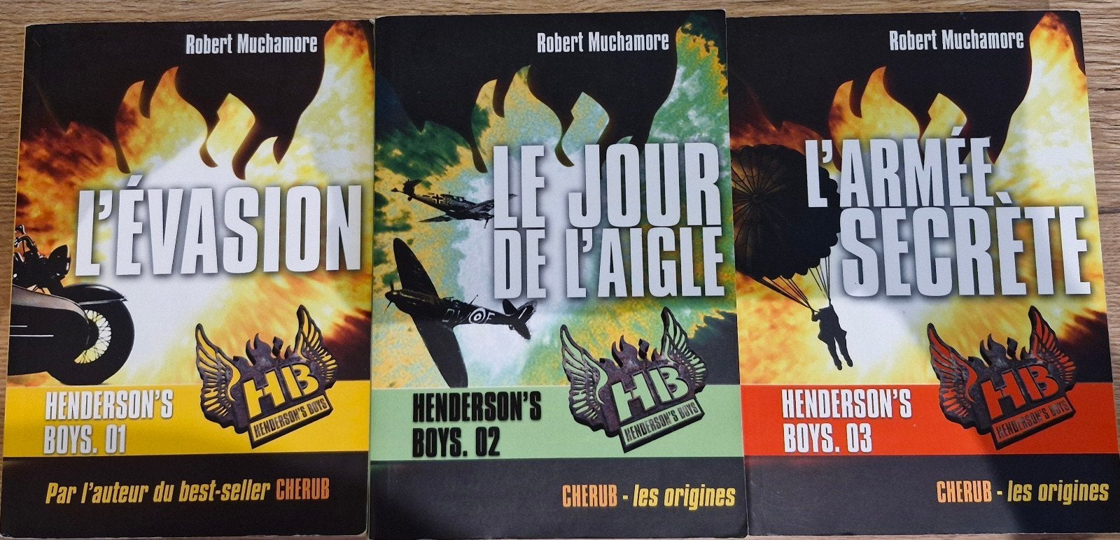 Henderson's Boys, Enlèvement, Utilisé, Robert muchamore