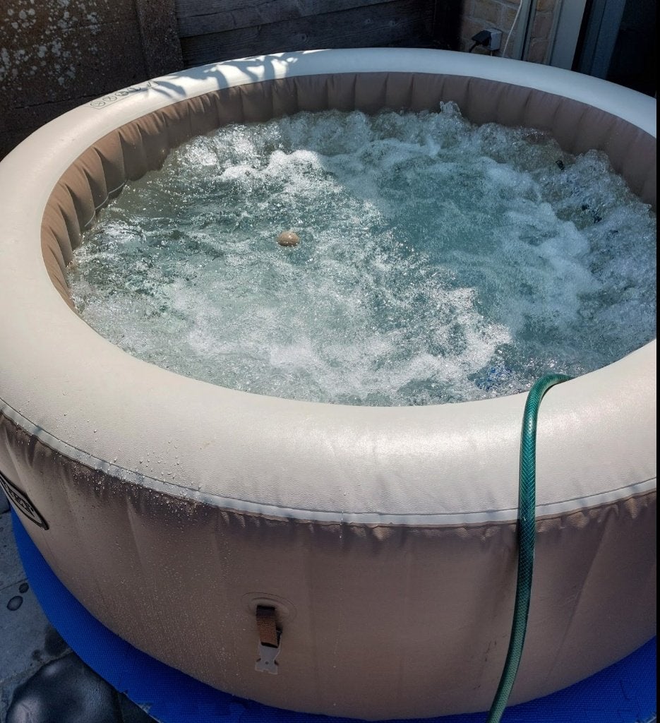 Jacuzzi Intex bubbelbad PureSpa Sahara 4 personen, Ophalen, Zo goed als nieuw, Filter, Opblaasbaar