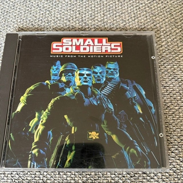 soundtrack Small Soldiers (Queen, The Cult,...), Cd's en Dvd's, Soundtrack, Ophalen of Verzenden, Soundtrack