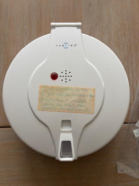 Distributeurs automatiques de médicaments 2 fois, Enlèvement, Comme neuf