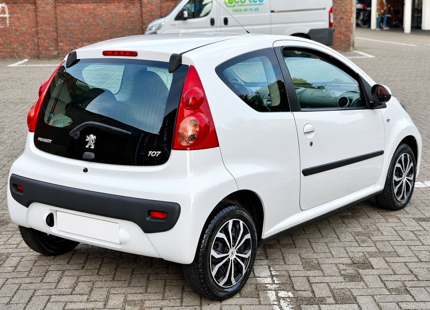 Peugeot 107 Benzine Gekeurd, Auto's, Voorwielaandrijving, Stof, Zwart, Wit