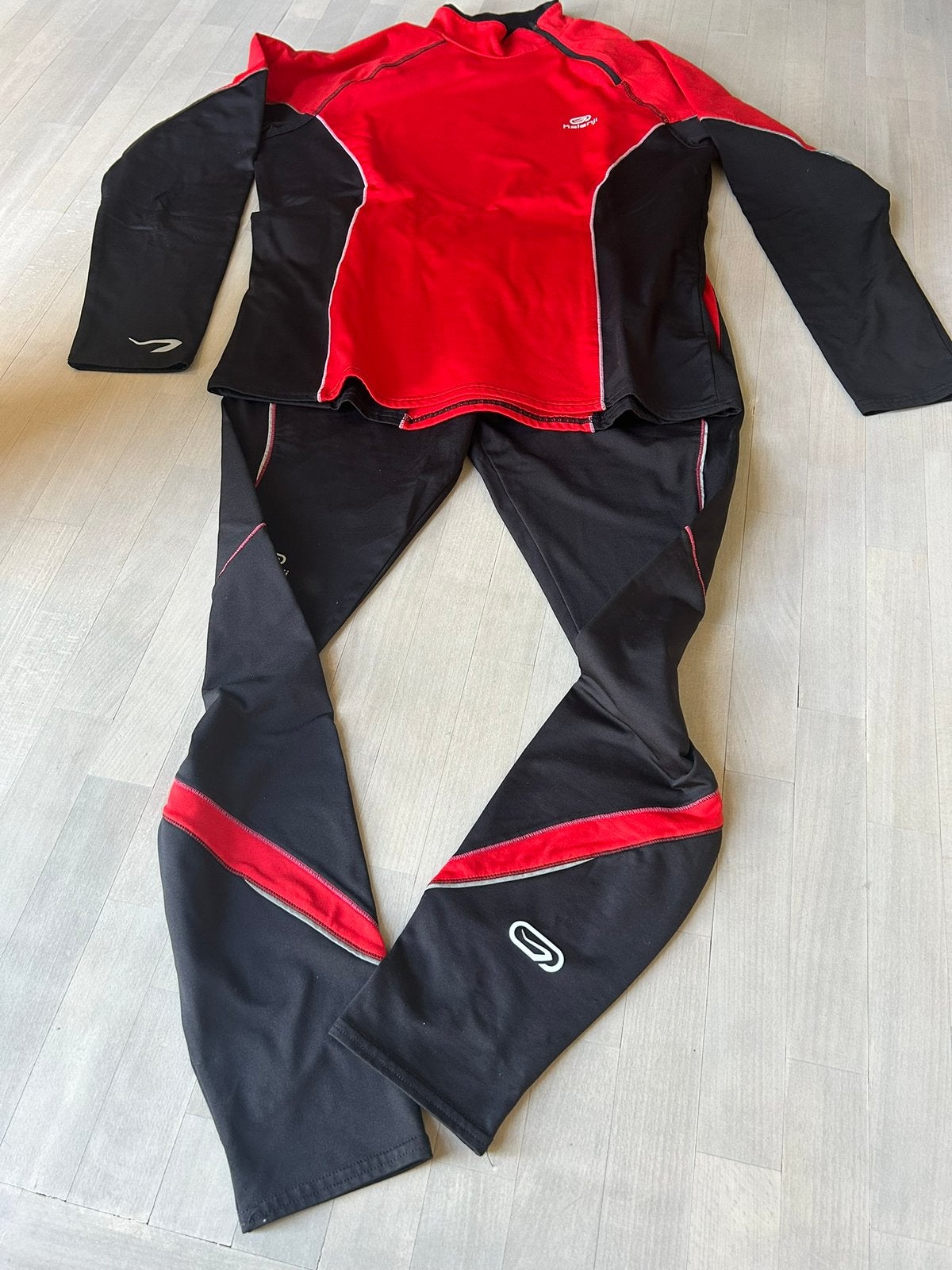 Verschillende setjes loopkledij, Sport en Fitness, Loopsport en Atletiek, Ophalen, Zo goed als nieuw