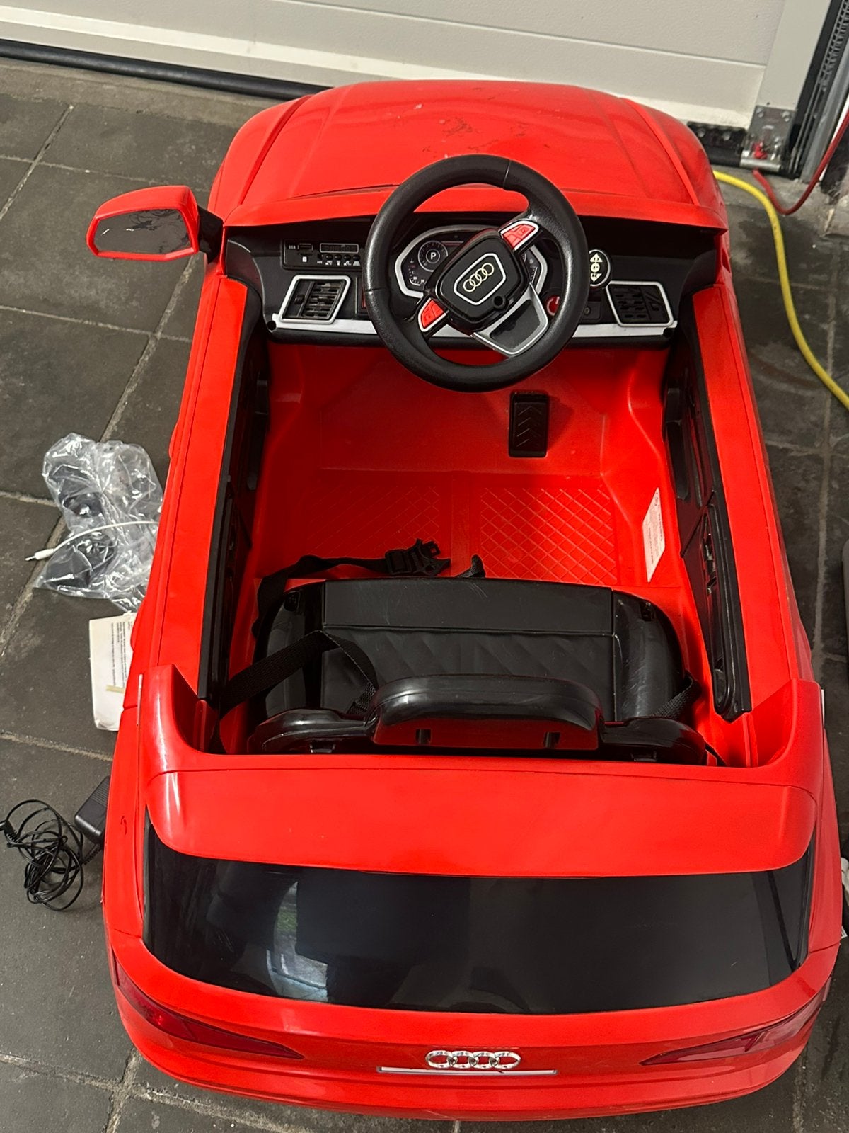 Audi Q5 elektrische kinderauto 12V met afstandsbediening, Gebruikt