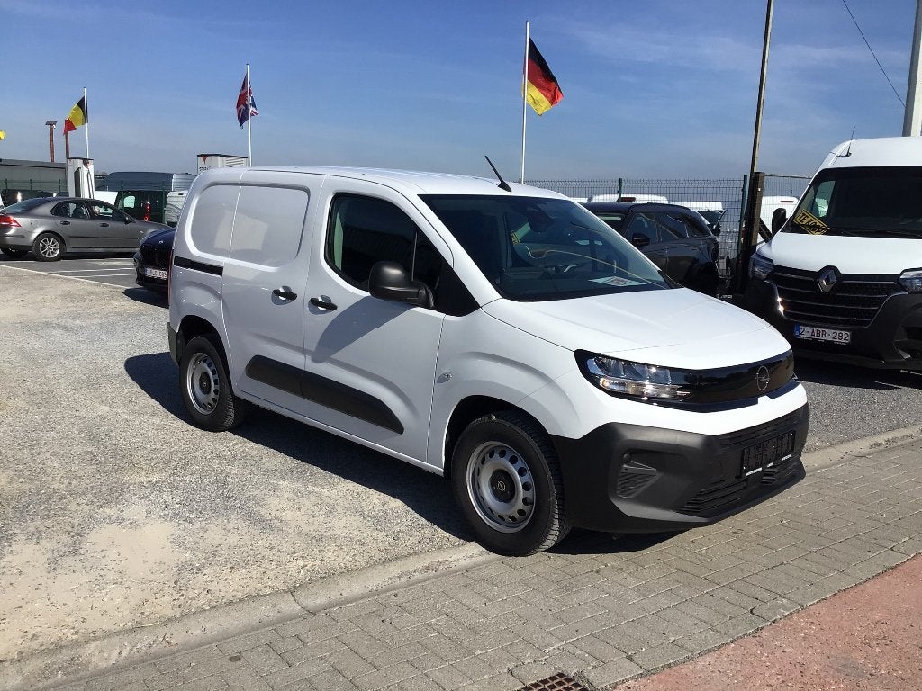 opel combo 100pk 2026 50km 3plaatsen full/option 16650e ex, Autos, 100 kW, Achat, Euro 6, Entreprise