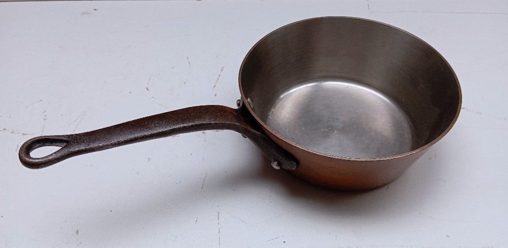 KOPER PAN MADE IN FRANCE (MAUVIEL) SAUTEERPAN, Huis en Inrichting, Keuken | Potten en Pannen, Gebruikt, Ophalen of Verzenden