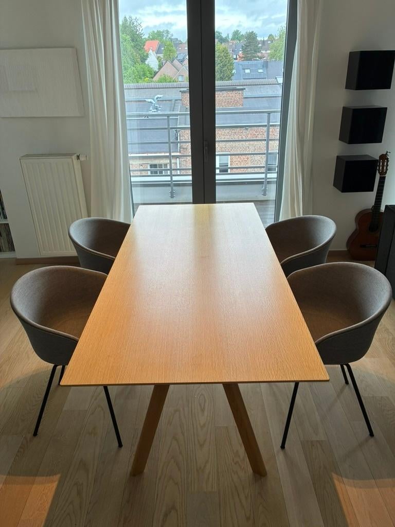 Ensemble table et chaises de la marque HAY, Huis en Inrichting, Complete eetkamers, Zo goed als nieuw, 4 tot 6 stoelen, Ophalen