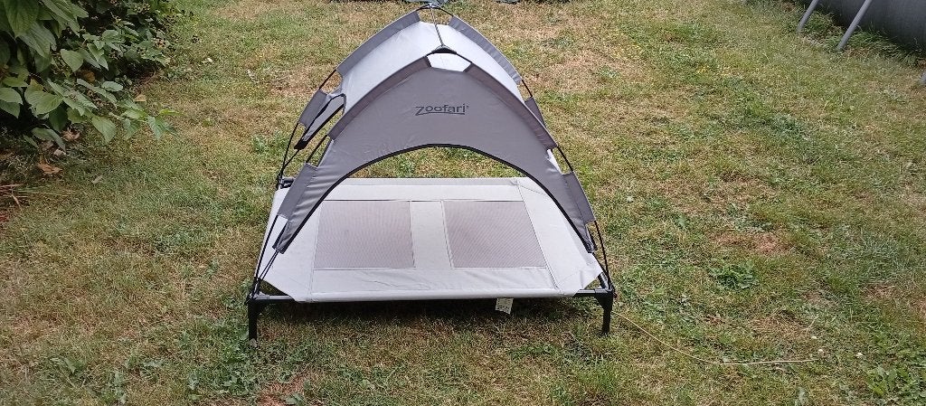 Hondenbed met schaduwdak, Dieren en Toebehoren, Overige merken, Ophalen, Zo goed als nieuw, Overige typen