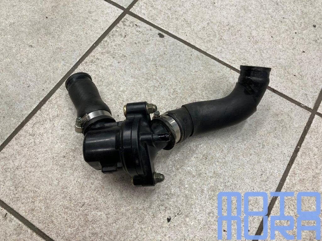 Thermostaat voor de Yamaha R1 2004 - 2006 RN12 thermostaathu, Gebruikt, -, -, Ophalen of Verzenden