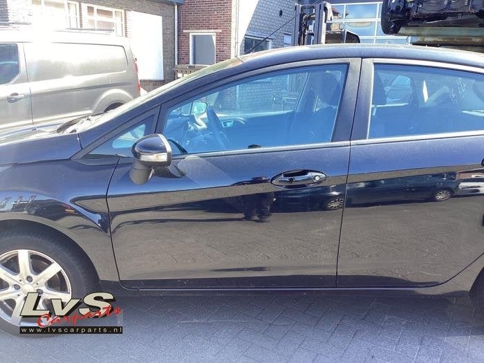 Portier 4Deurs links-voor van een Ford Fiesta, Gebruikt, -, Deur, -