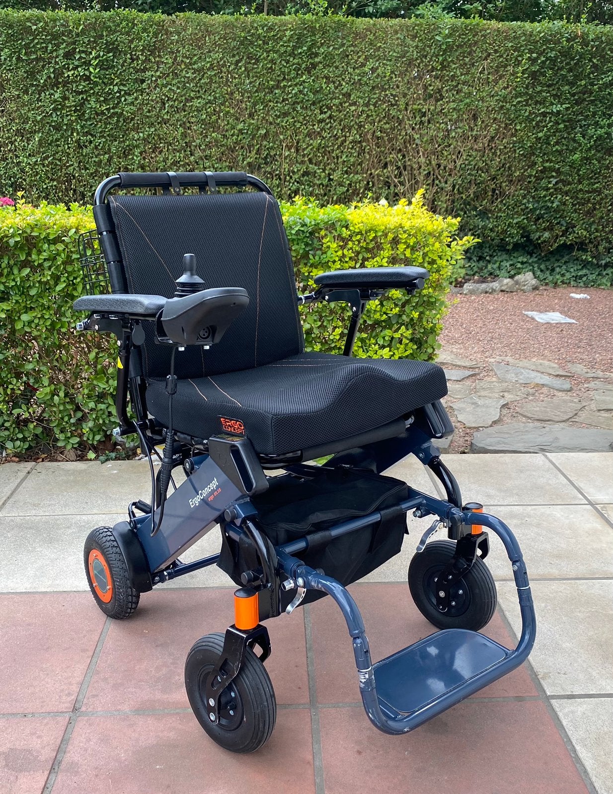 Ergo 07L 2.0 — Opvouwbare elektrische rolstoel, Ophalen
