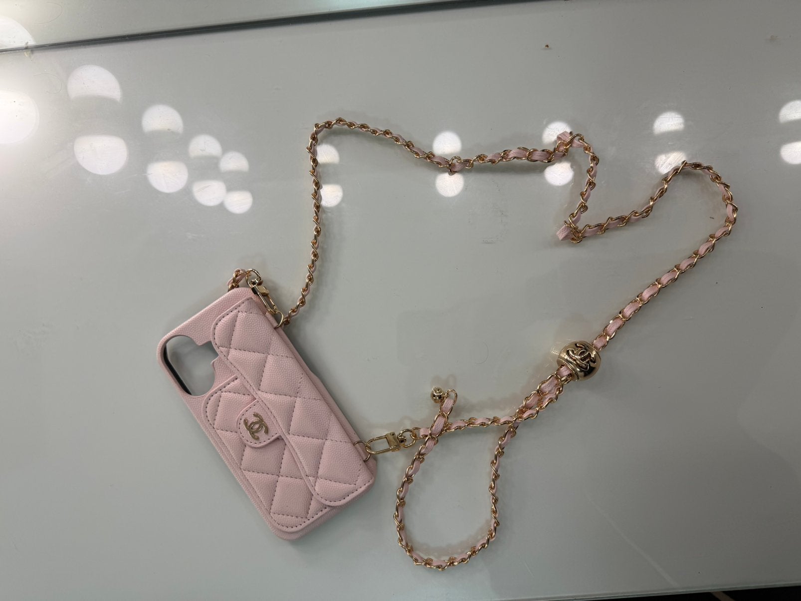 Coque chanel iphone 16, Enlèvement ou Envoi, Comme neuf
