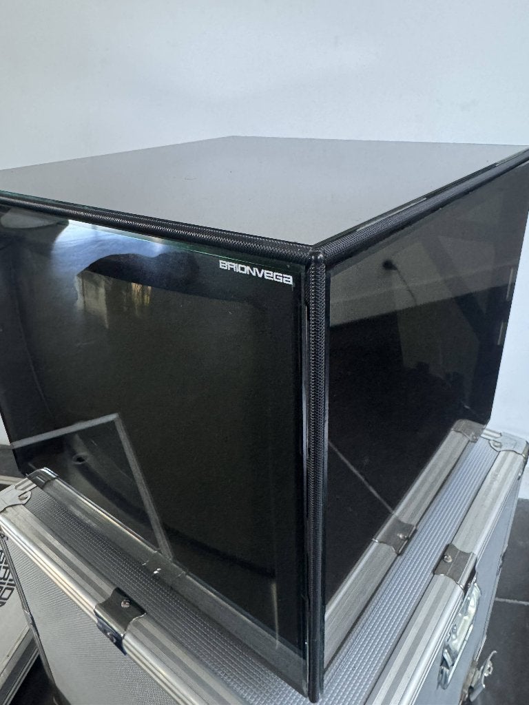 téléviseur BRIONVEGA CUBO GLASS, Ophalen