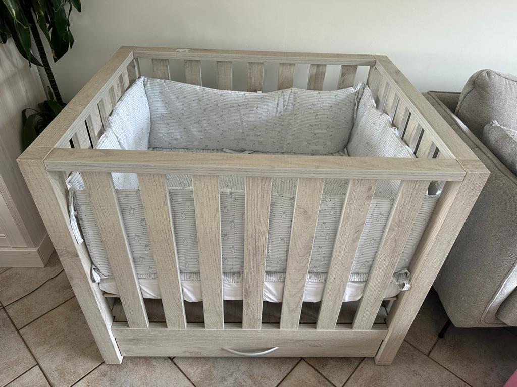 Park met lade inclusief matras, hoeslaken en parkomrander, Kinderen en Baby's, Ophalen, Gebruikt, Lade