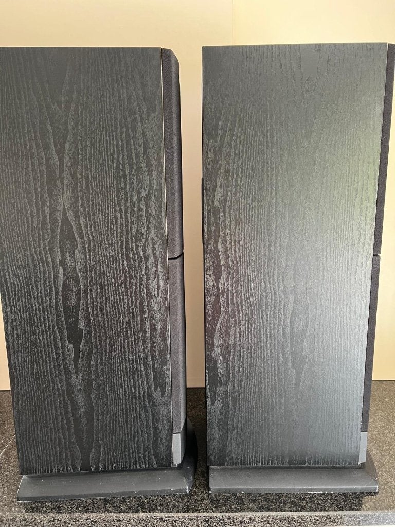 Luidsprekers KEF Q30, 60 à 120 watts, Comme neuf, Enlèvement, Enceintes stéréo