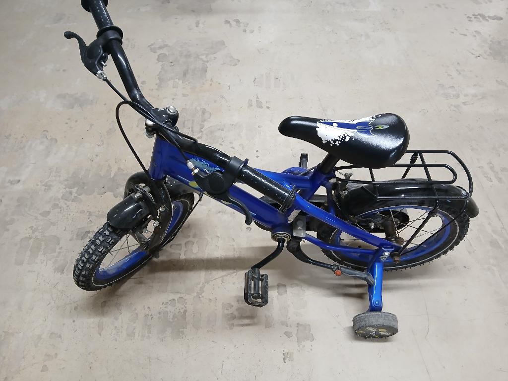 Vélo bleu pour enfants avec petites roues, Stabilisateurs, Enlèvement, Utilisé, Décathlon