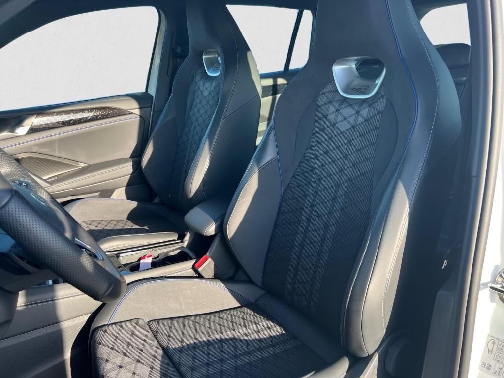 NEW MODEL TIGUAN MHEV 150PK R-EDITION NAV/TREKH/EASY/5J-25%, Autos, Volkswagen, Euro 6, Entreprise, Garantie prolongée, Alcantara