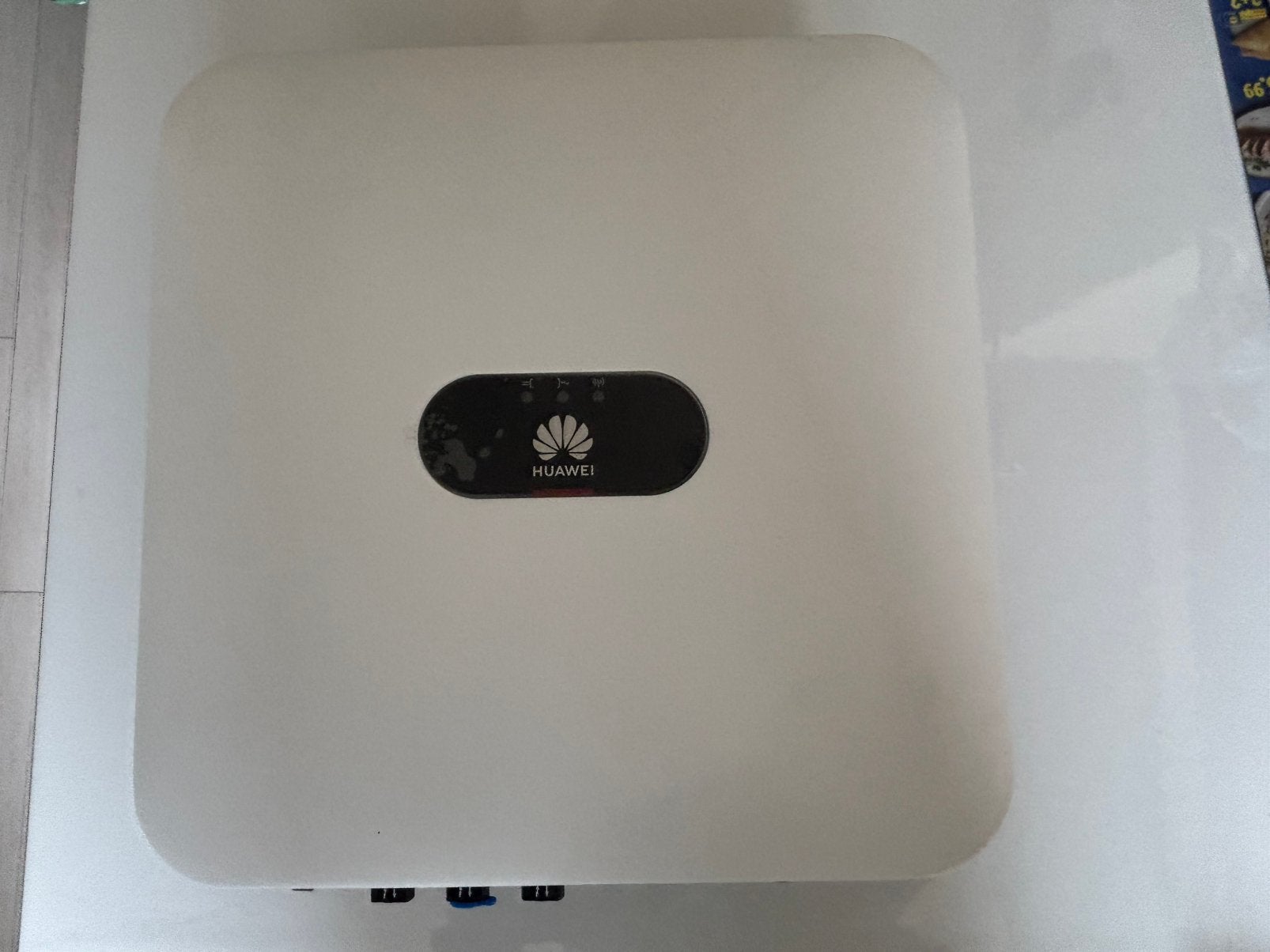 Onduleur hybride Huawei SUN2000-3.68KTL-L1 Monophase, Bricolage & Construction, Panneaux solaires & Accessoires, Utilisé, Enlèvement