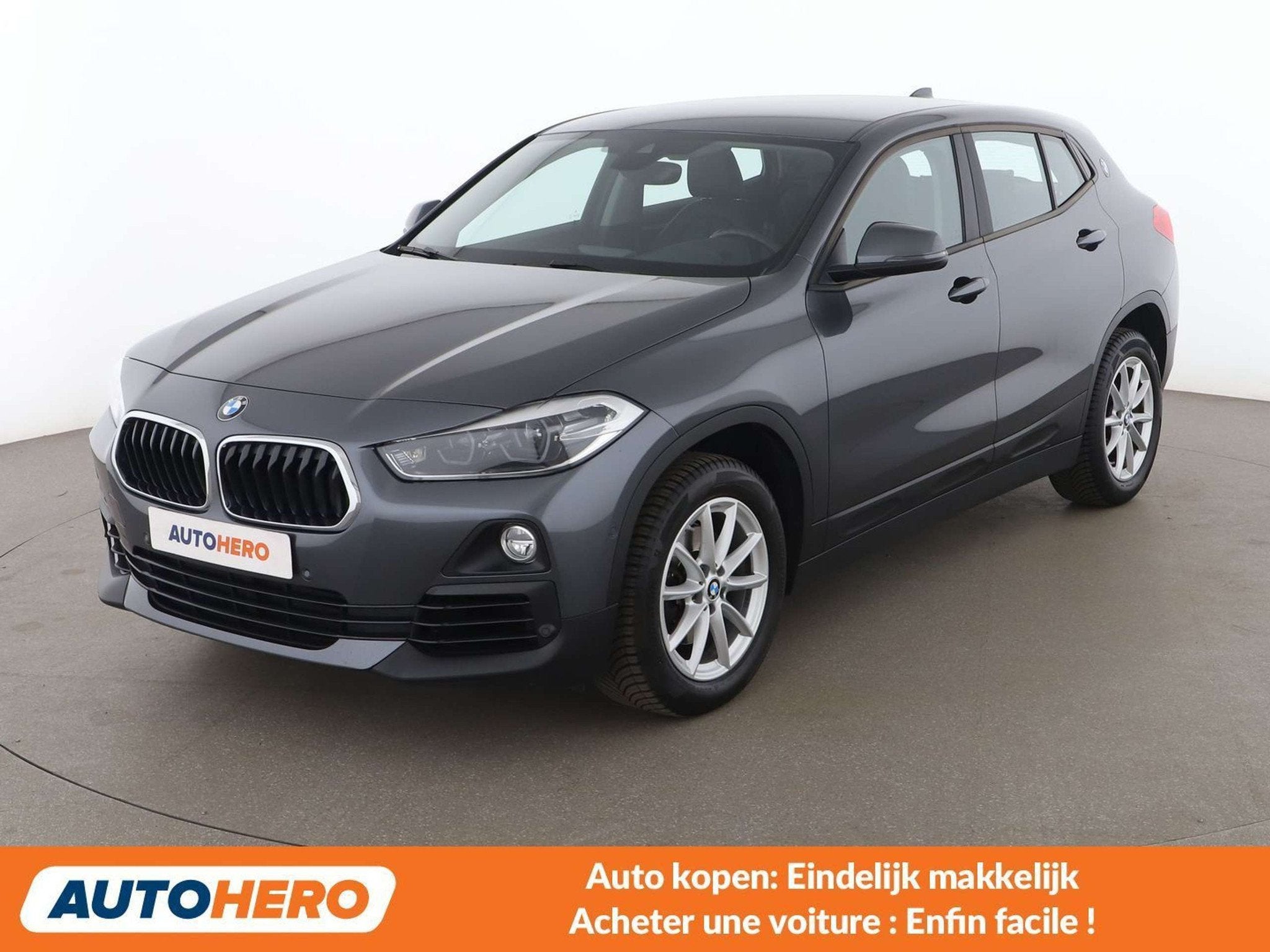 BMW X2 sDrive 18i Advantage (année de construction 2020), Argent ou Gris, Euro 6, Boîte manuelle, 5 portes
