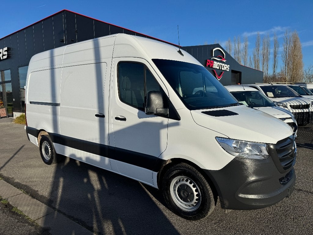 Mercedes Sprinter 2.0 cdi L2H2 camera carplay airco, Autos, Euro 6, Entreprise, 3 places, Noir