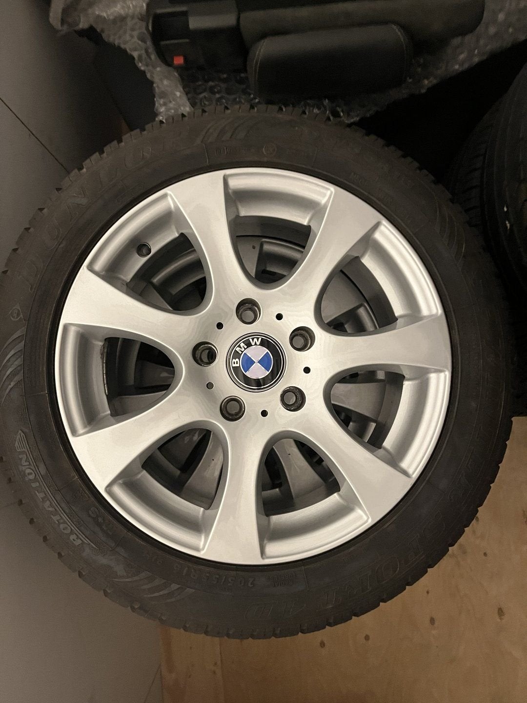 4x BMW velgen + winterbanden Dunlop Winter Sport 4s 205-55-1, Ophalen, Gebruikt, -, Banden en Velgen